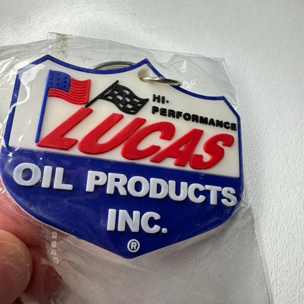 Lucas Oil‎ Products Inc. Keychain Shield Flag USA Racing Performance Souvenir